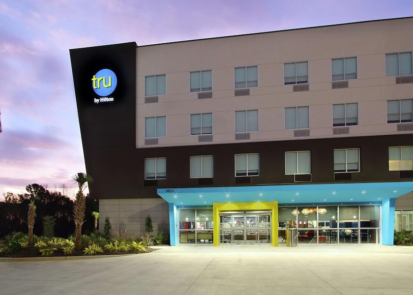 Alabama Mobile Exterior Detail