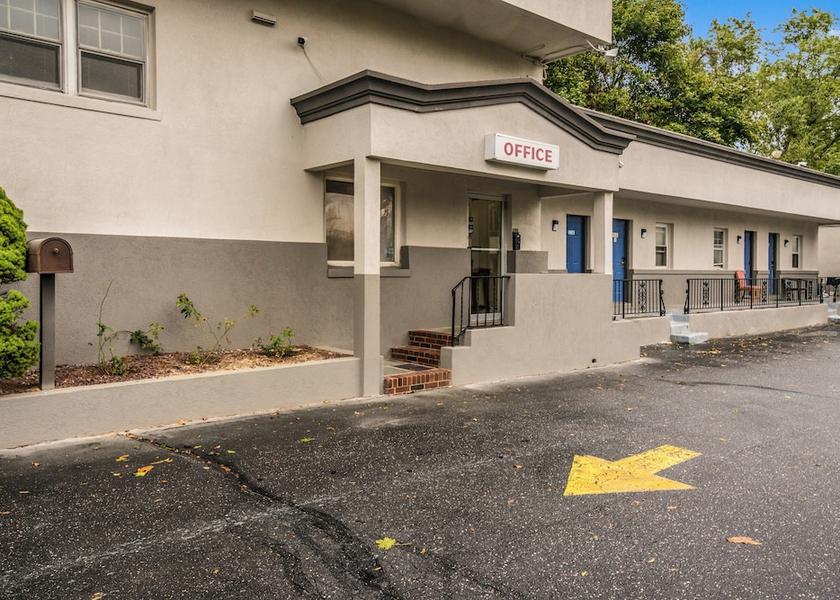 New Jersey Neptune City Exterior Detail