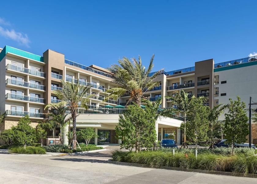 Florida Pompano Beach Exterior Detail