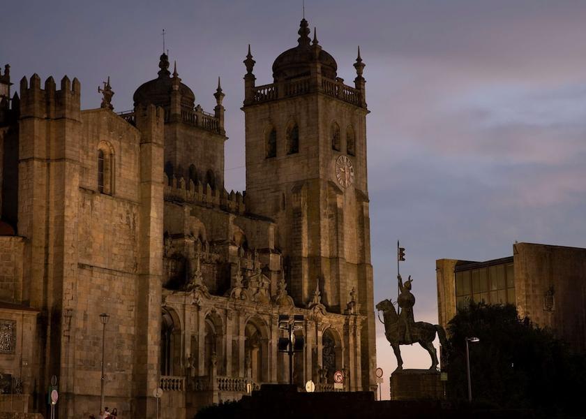 Norte Porto Exterior Detail