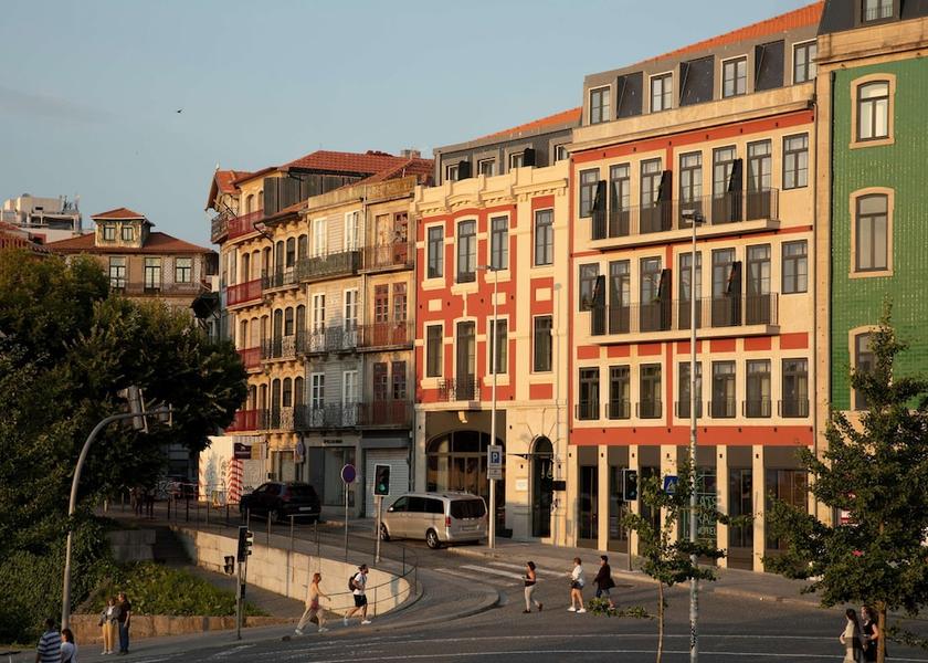 Norte Porto Exterior Detail