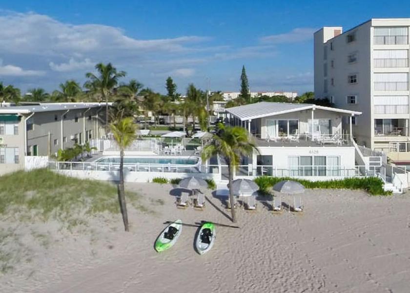 Florida Lauderdale-by-the-Sea Property grounds