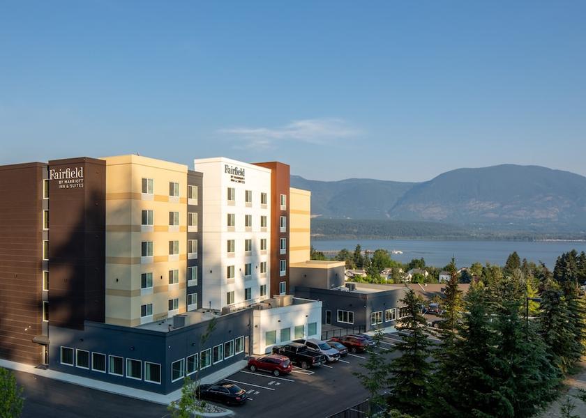 British Columbia Salmon Arm Mountain view