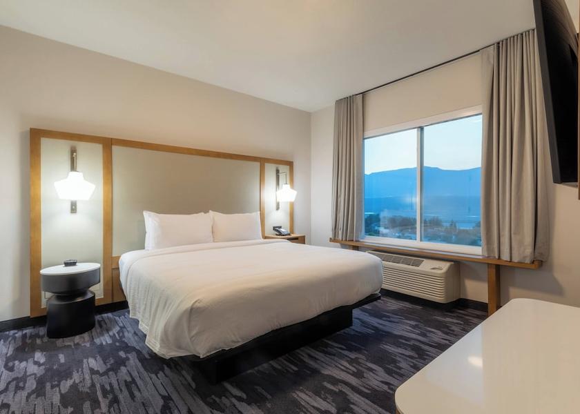 British Columbia Salmon Arm Room