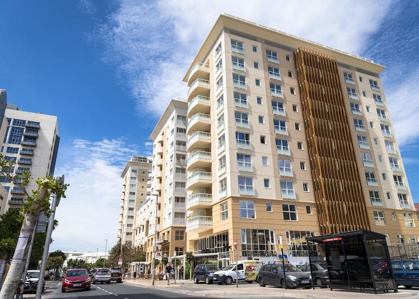  Gibraltar Exterior