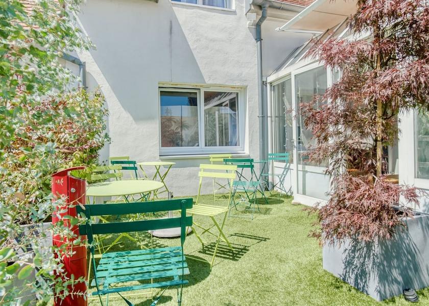 Grand Est Mulhouse Terrace/patio