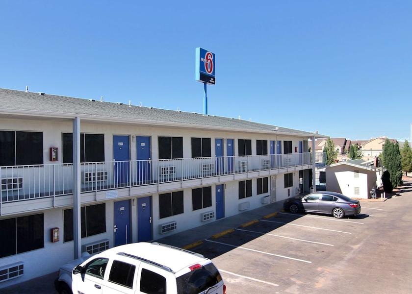New Mexico Carlsbad Facade