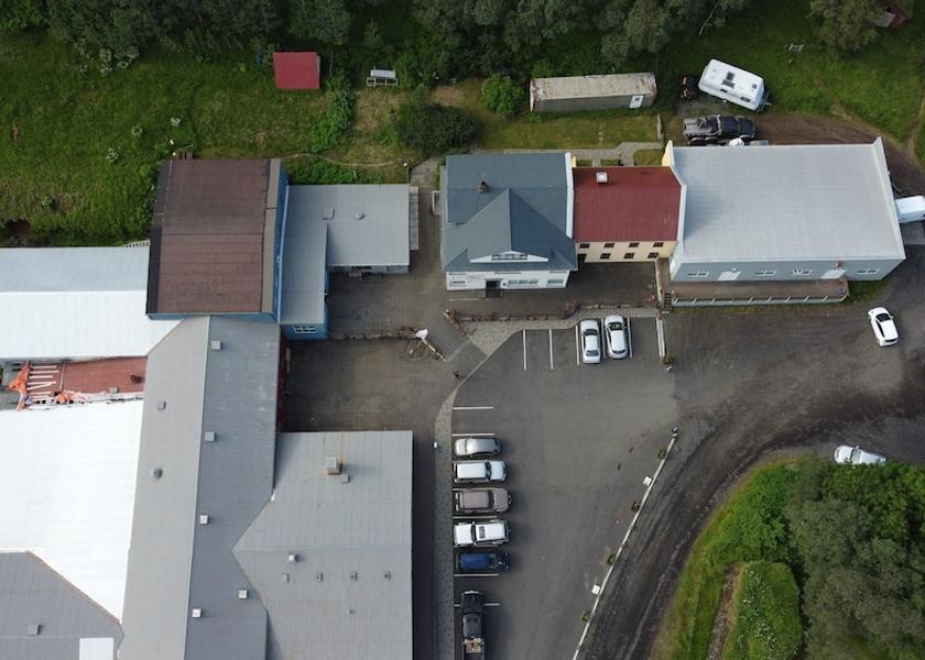 Southern Region Kirkjubaejarklaustur Parking