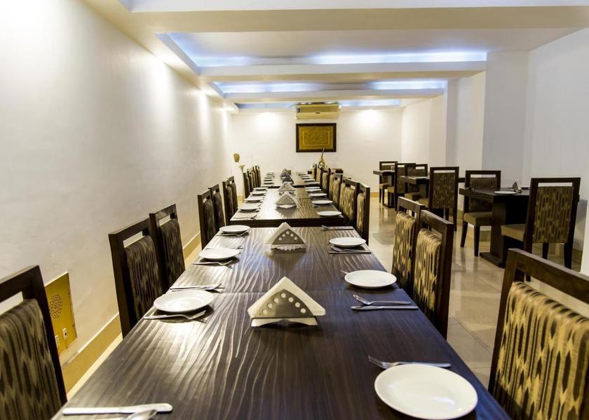 Uttar Pradesh Agra Food & Dining