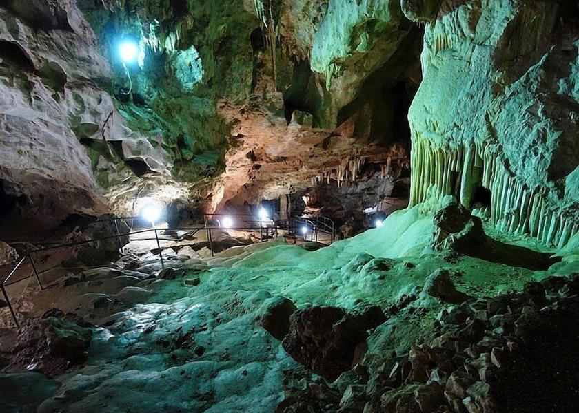 Sardinia Sant'Anna Arresi Cave Exploring