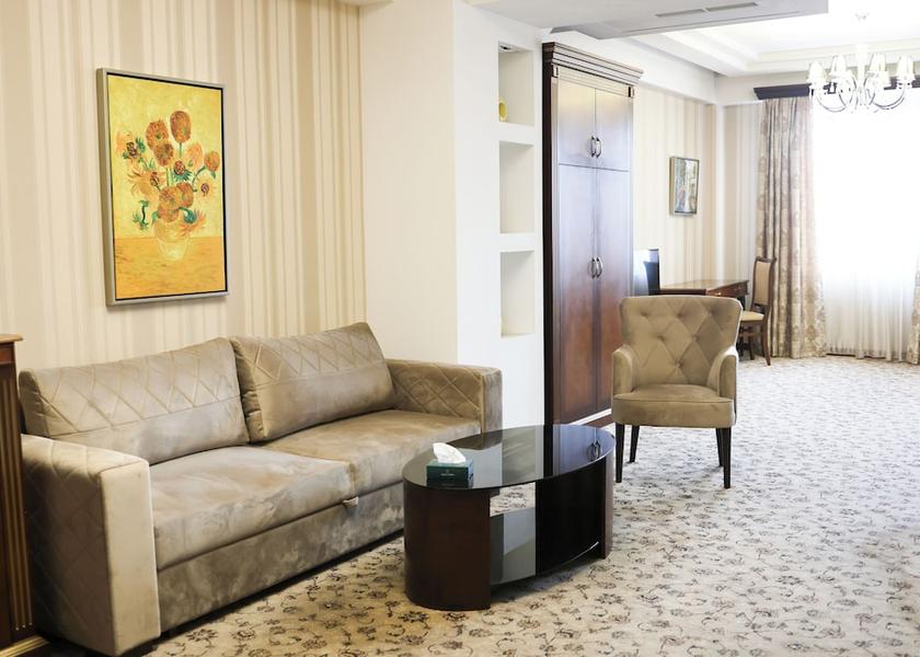  Yerevan Room