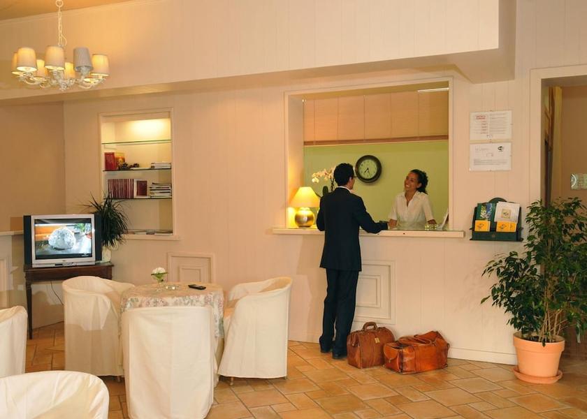 Lombardy Manerba Del Garda Banquet Hall