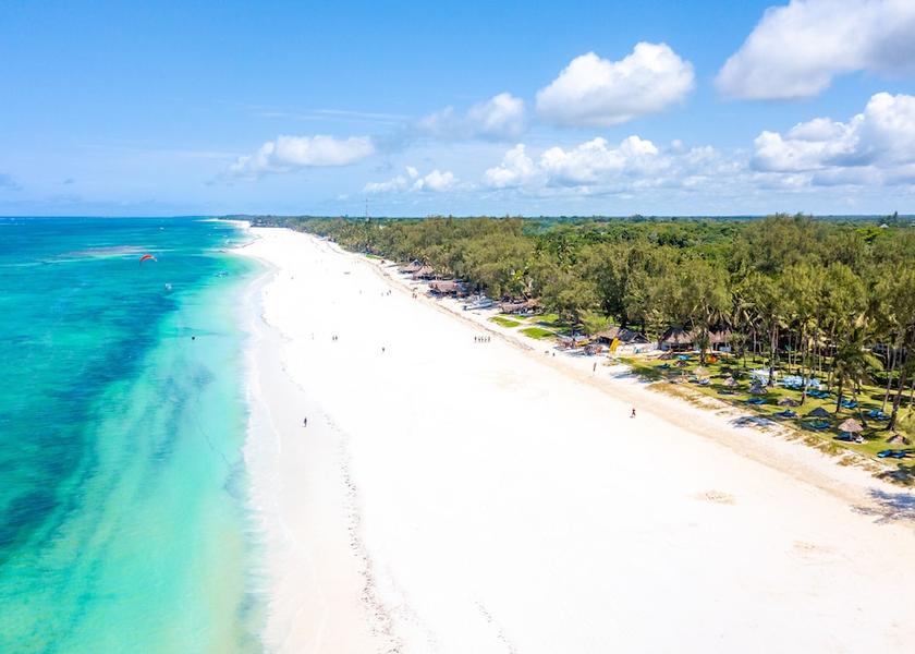  Diani Beach Beach