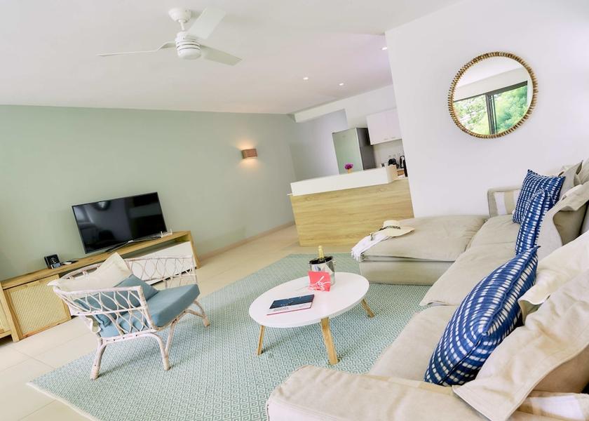 MU Pointe Aux Piments Living Area