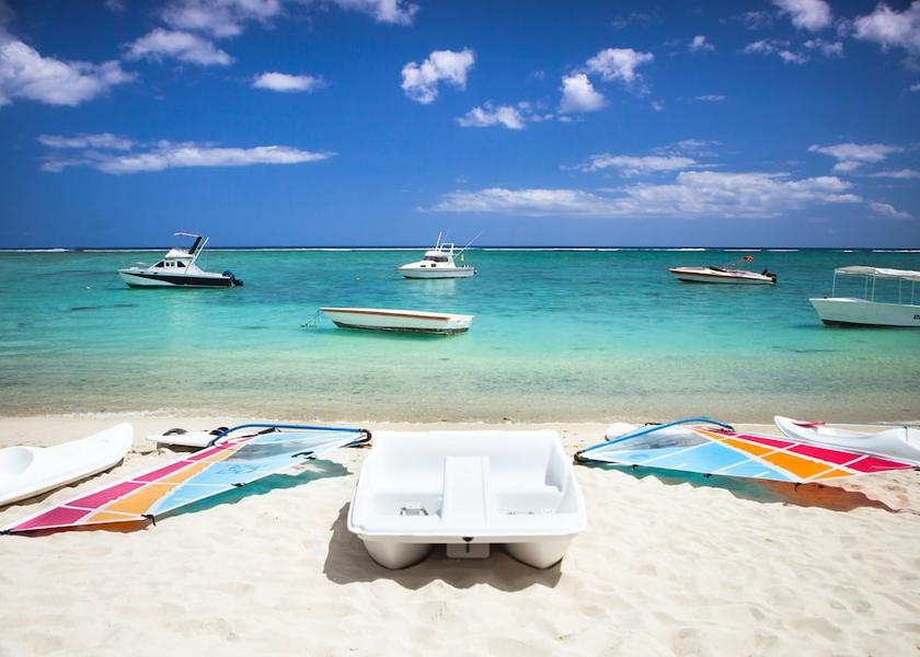 MU Flic-en-Flac Beach