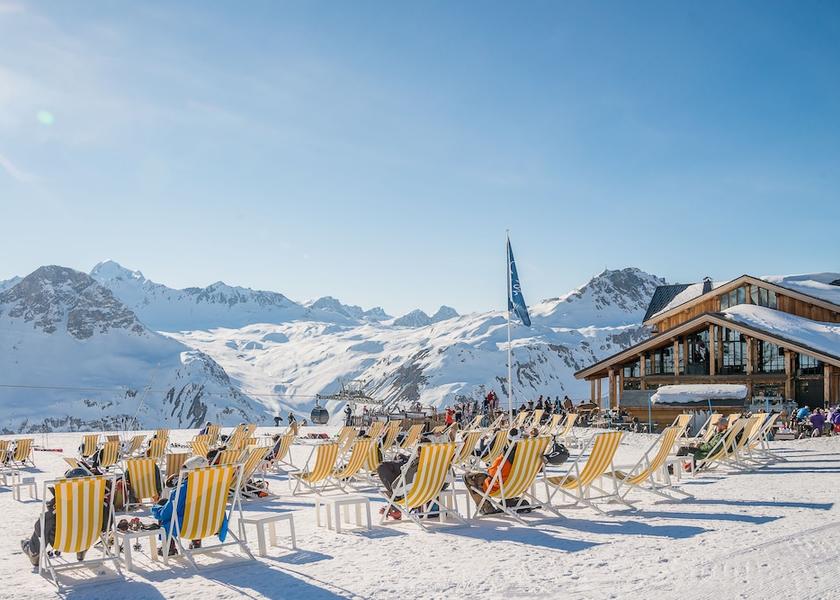 Auvergne-Rhone-Alpes Val-d'Isere Exterior Detail