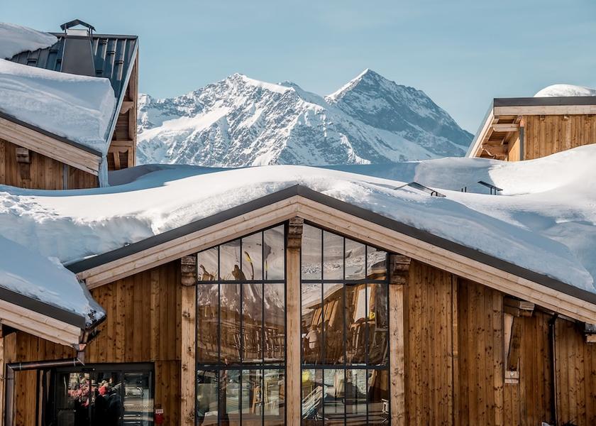 Auvergne-Rhone-Alpes Val-d'Isere Exterior Detail