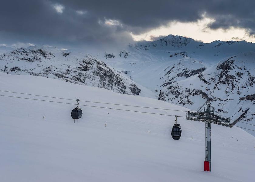 Auvergne-Rhone-Alpes Val-d'Isere Snow and Ski Sports