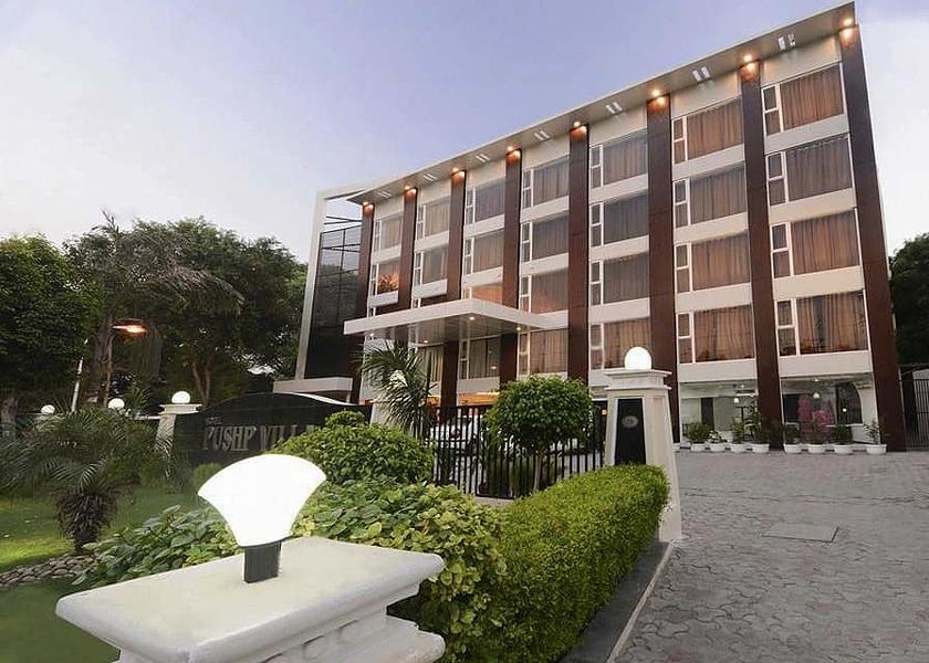 Uttar Pradesh Agra Front view