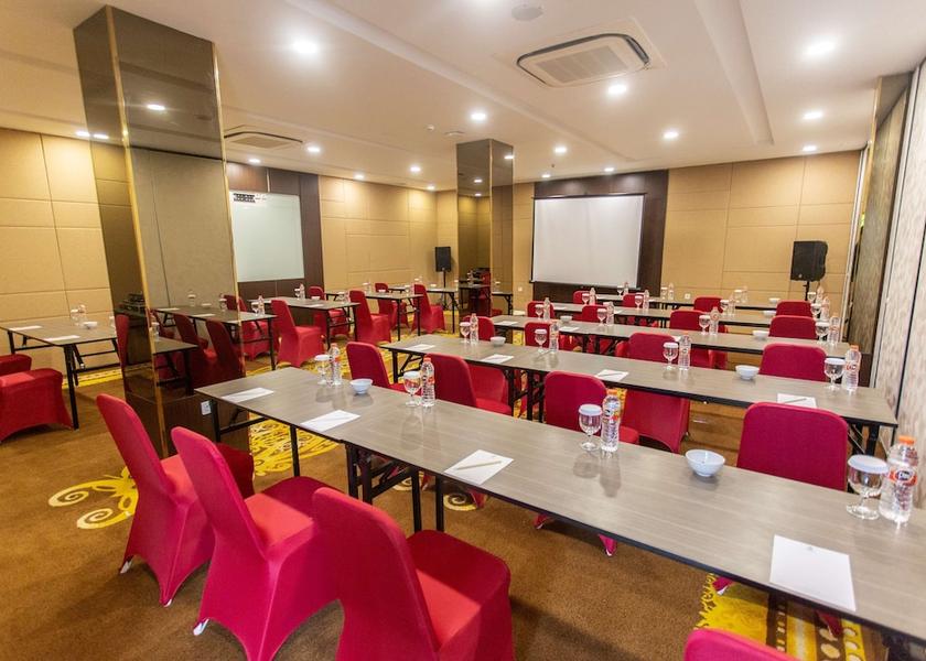  Palangkaraya Meeting Room
