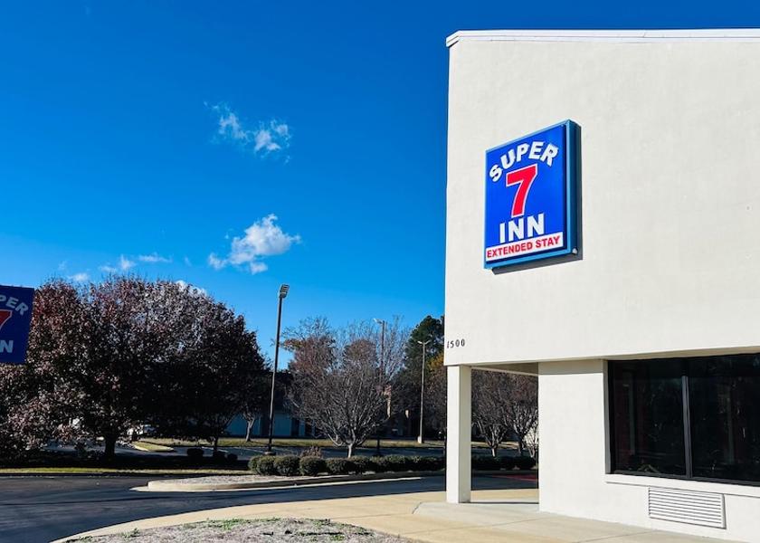 Mississippi Tupelo Exterior Detail