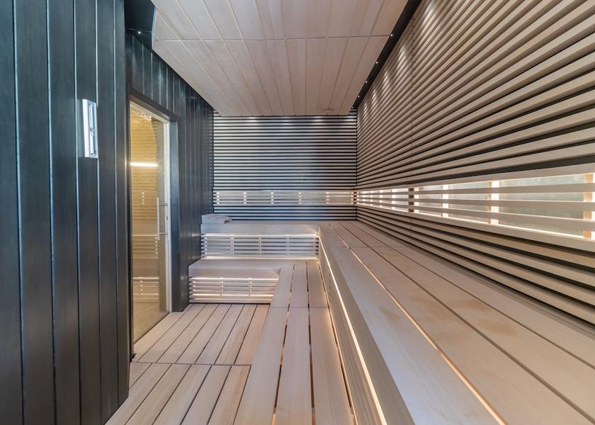  Astana Indoor spa tub
