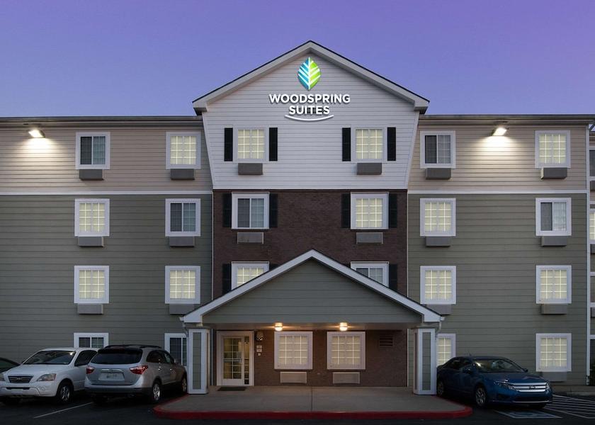 Tennessee Murfreesboro Exterior Detail