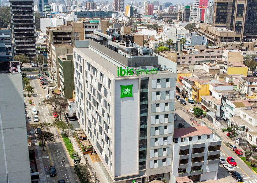 Lima (region) Lima Exterior Detail