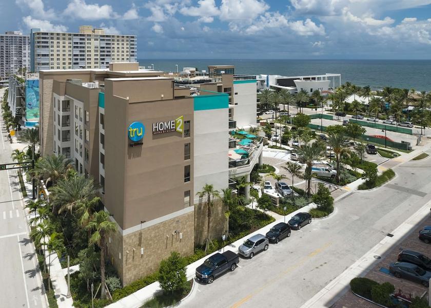 Florida Pompano Beach Exterior Detail