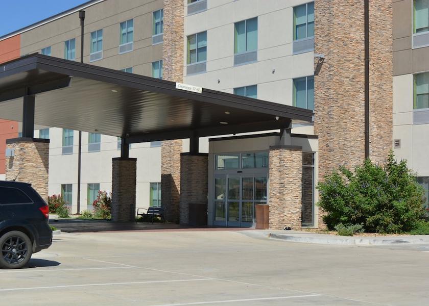 Kansas Liberal Exterior Detail