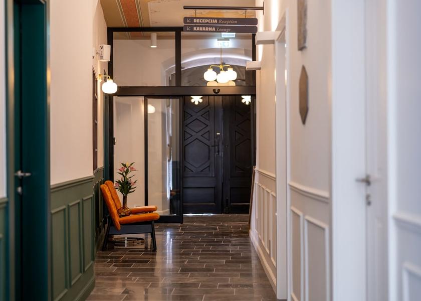  Ljubljana Exterior Detail