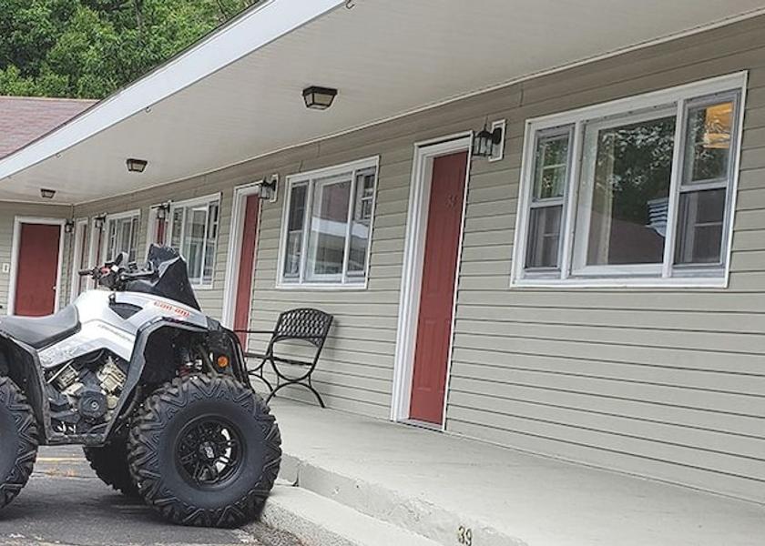 New Hampshire Gorham Parking