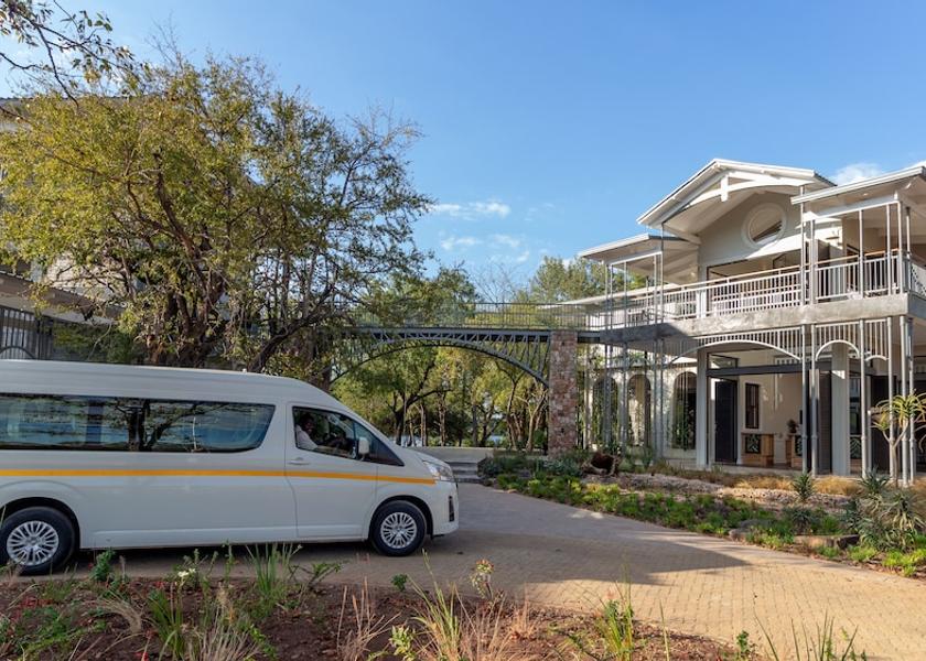  Victoria Falls Facade