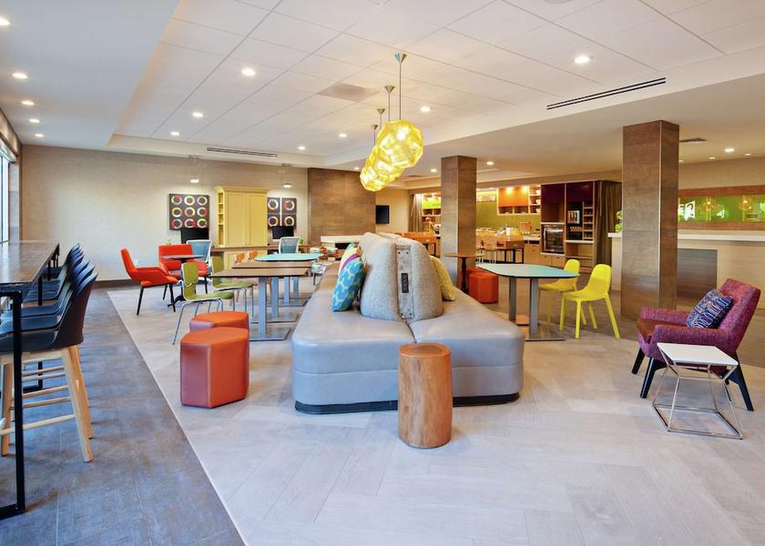 California Alameda Lobby