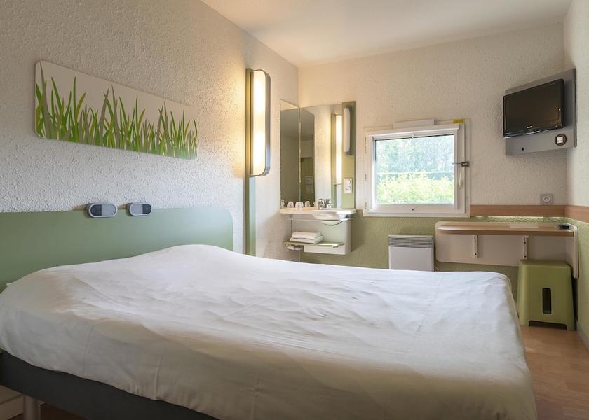 Auvergne-Rhone-Alpes Bellerive-sur-Allier Room