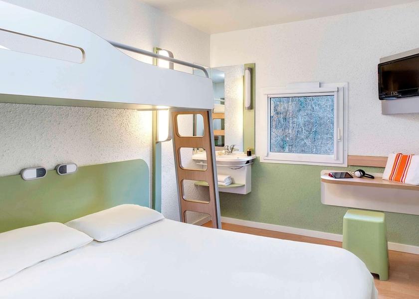 Auvergne-Rhone-Alpes Bellerive-sur-Allier Room