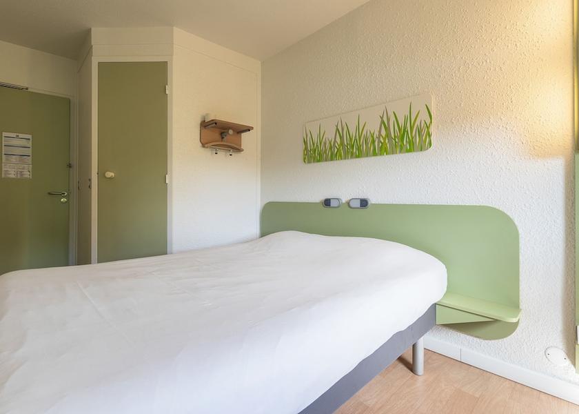 Auvergne-Rhone-Alpes Bellerive-sur-Allier Room