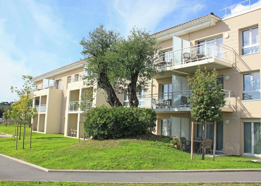 Provence - Alpes - Cote d'Azur Roquebrune-Cap-Martin Facade