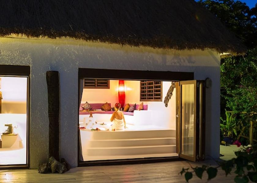 Western Division Yaqeta Island Room