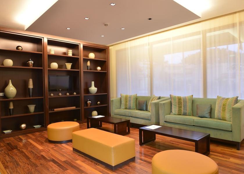  Libreville Interior Entrance