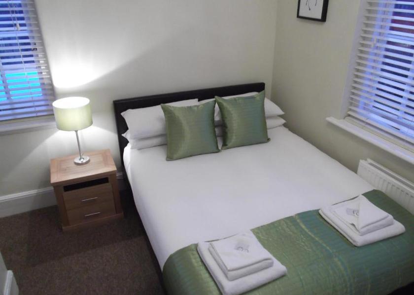 England Enfield Double Room with Private Bathroom