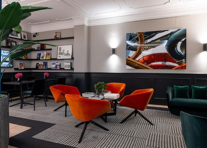 North Rhine-Westphalia Cologne Lobby