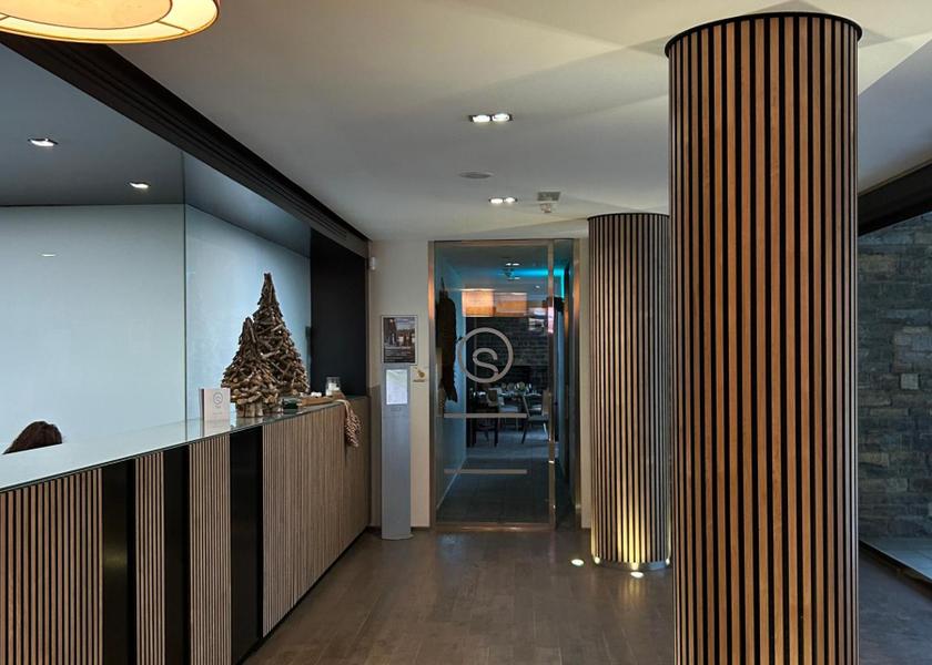 Catalonia La Vall de Boi Lobby