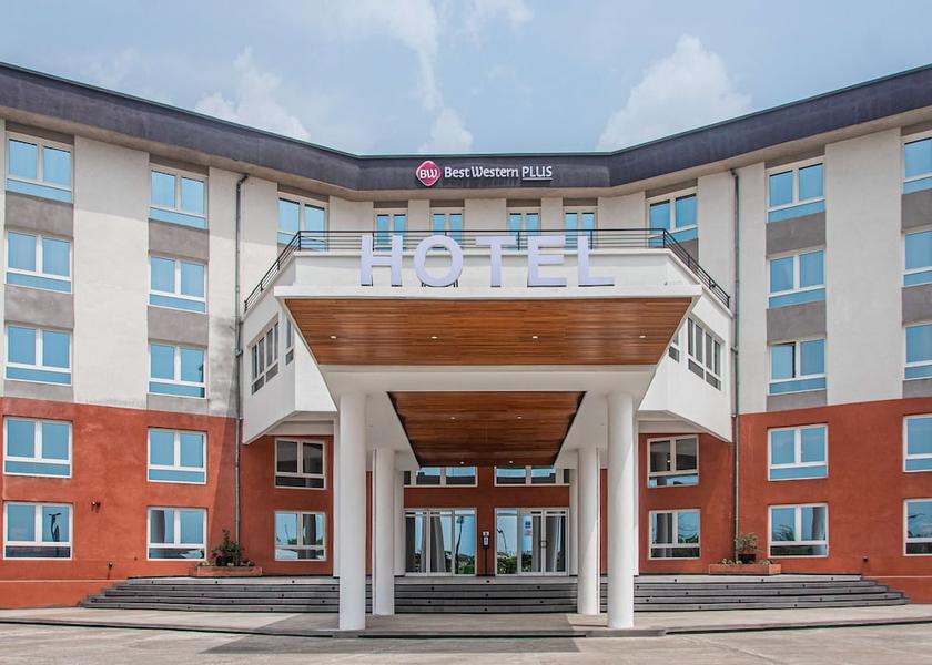 Douala Exterior Detail