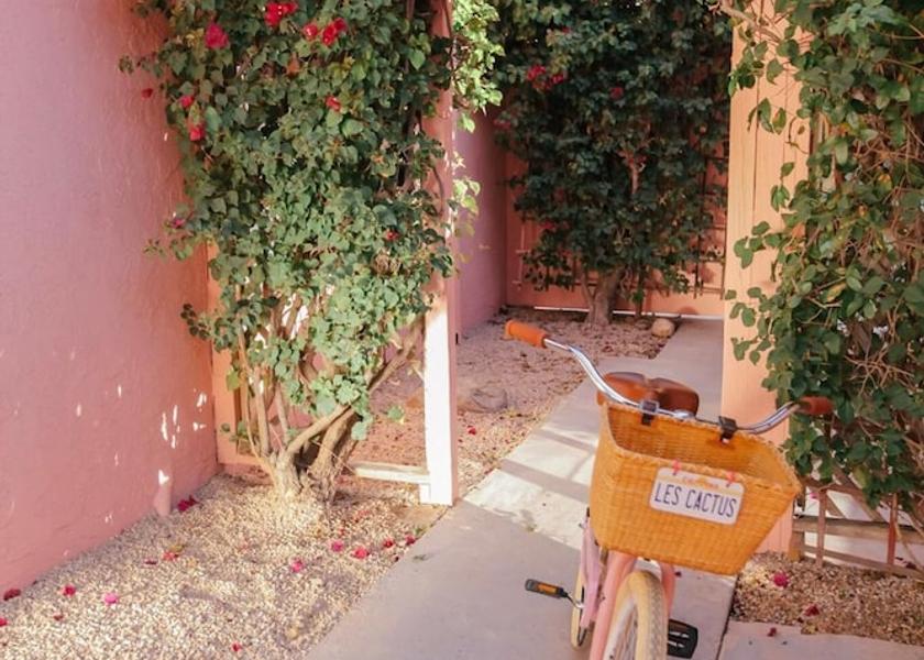 California Palm Springs Property Grounds