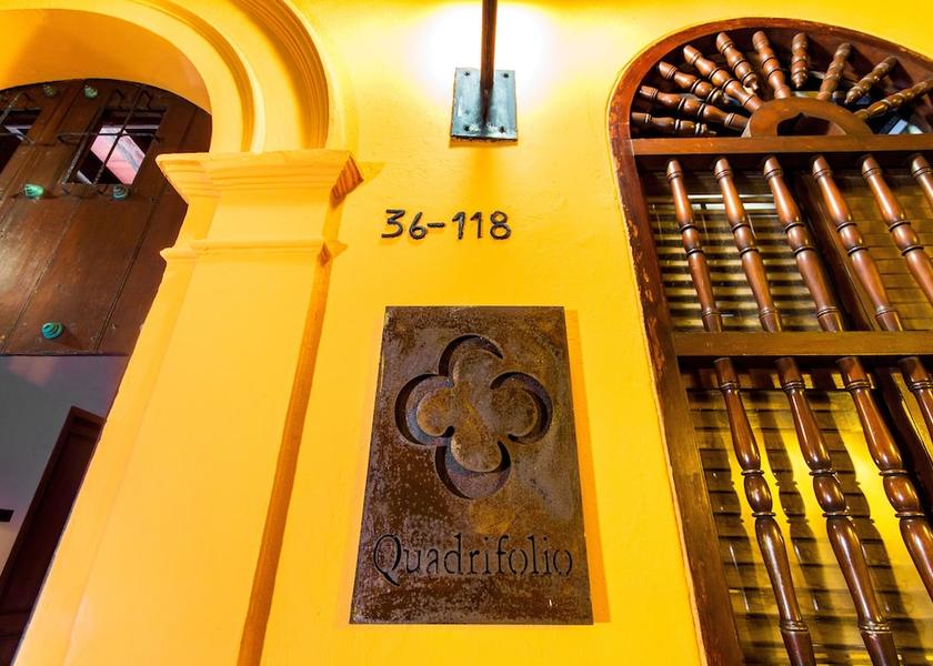 Bolivar Cartagena Facade