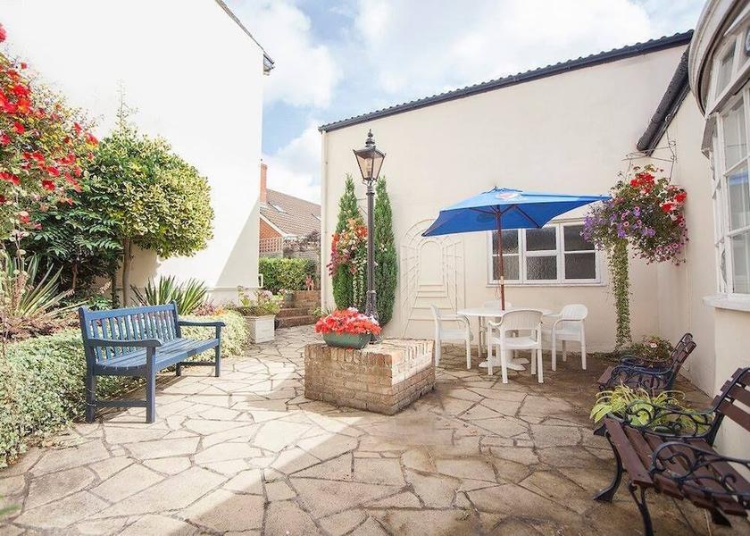 England Bridgwater Terrace/patio