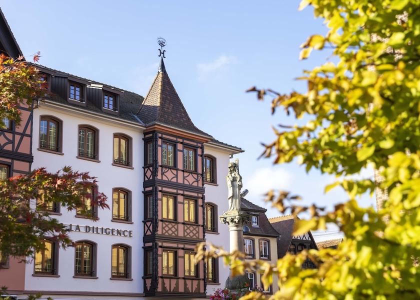 Grand Est Obernai Facade