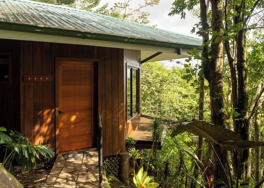 Puntarenas Monteverde Exterior Detail