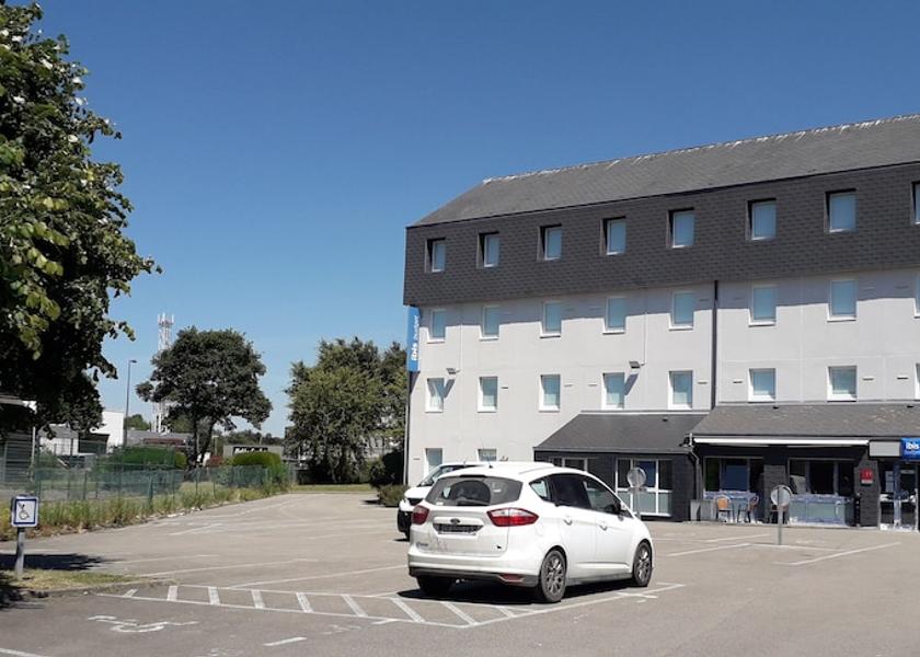 Brittany Concarneau Facade